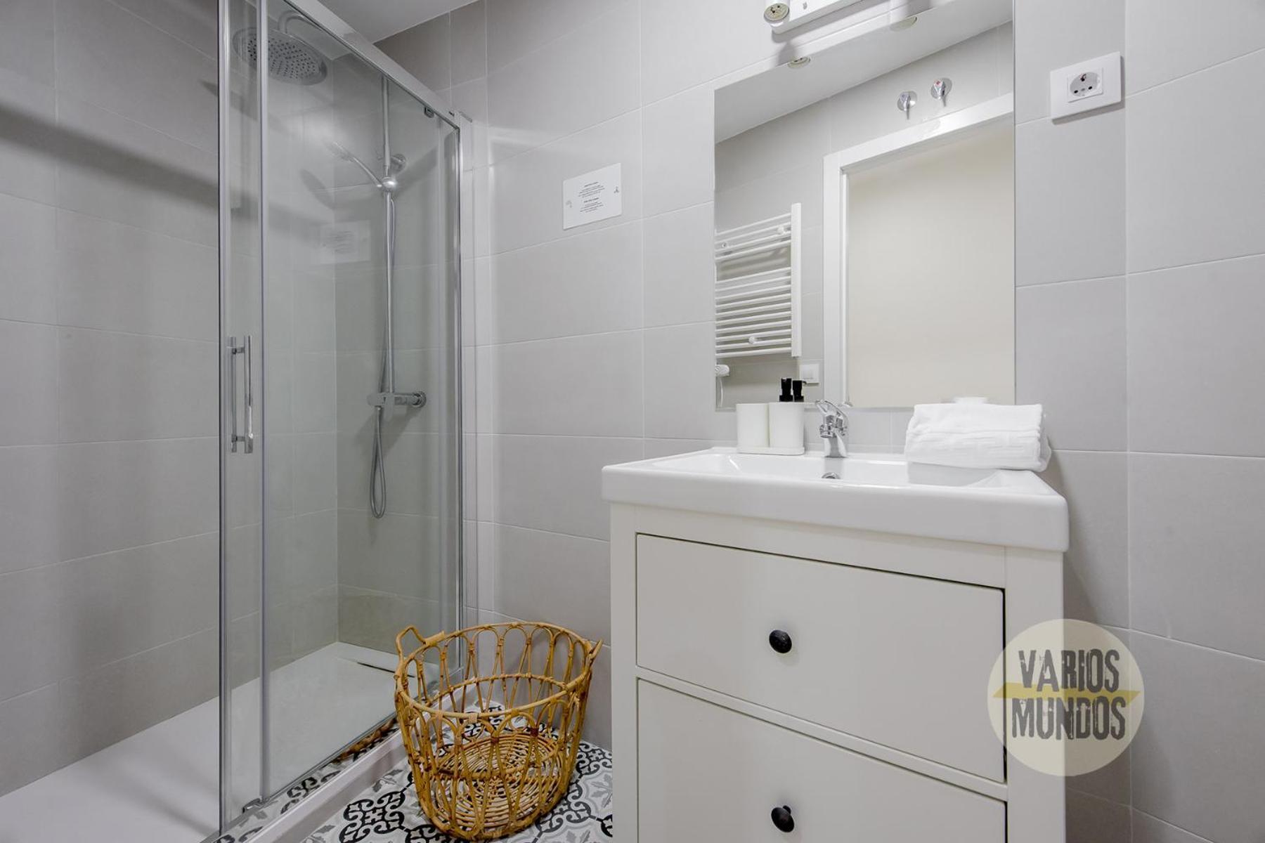Spacious New Aparment Para 8Pax En La Plaza De Tirso E1 มาดริด ภายนอก รูปภาพ